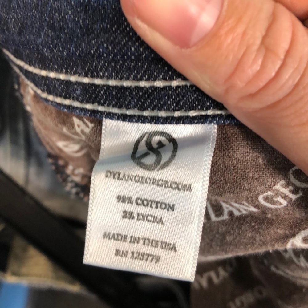 Dylan George Distressed Blue Jeans! - Picture 7 of 8